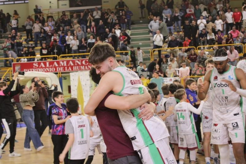 Albert Garrido seguirá desarrollando su talento en el  Avenida Xoborg