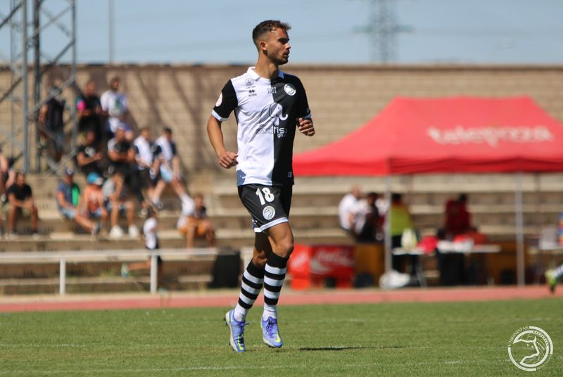 El potente central que podría regresar a Unionistas