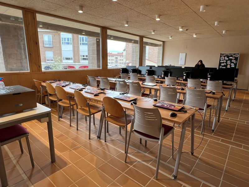 El ‘Digital Camp Game’ de Carbajosa enseñará a los niños a navegar de forma segura por internet