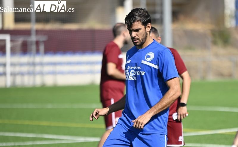 Carlos de la Nava, principal novedad en el entrenamiento de Unionistas