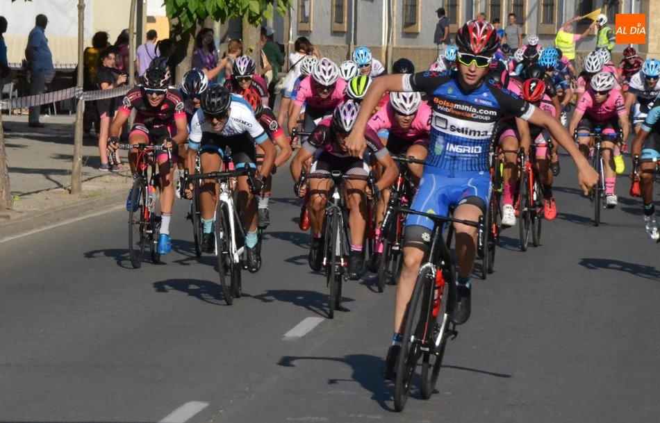 Ciudad Rodrigo ‘se cae’ de ser meta de la Vuelta Ciclista a Castilla y León Sub’23 y Élite