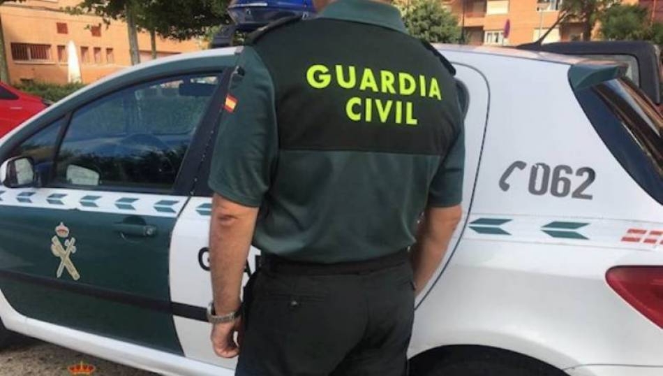 La Guardia Civil de Salamanca intercepta a un hombre de 81 años que circulaba en sentido contrario en la A-66 antes de colisionar