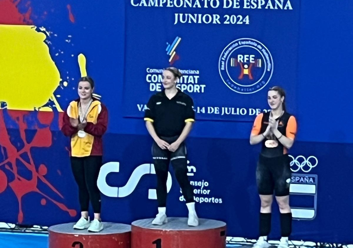 Seis medallas en el Campeonato de España Junior para las jóvenes promesas salmantinas de la halterofilia