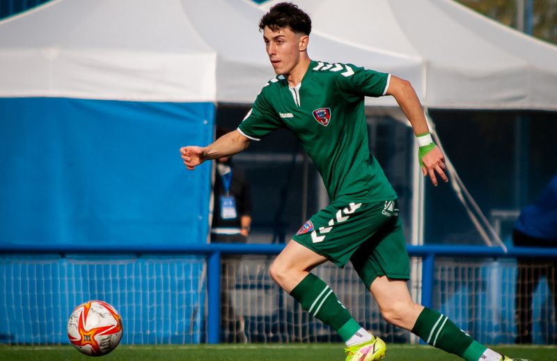 Nuevo centrocampistas sub 23 para el CD Guijuelo: Izán Gutiérrez