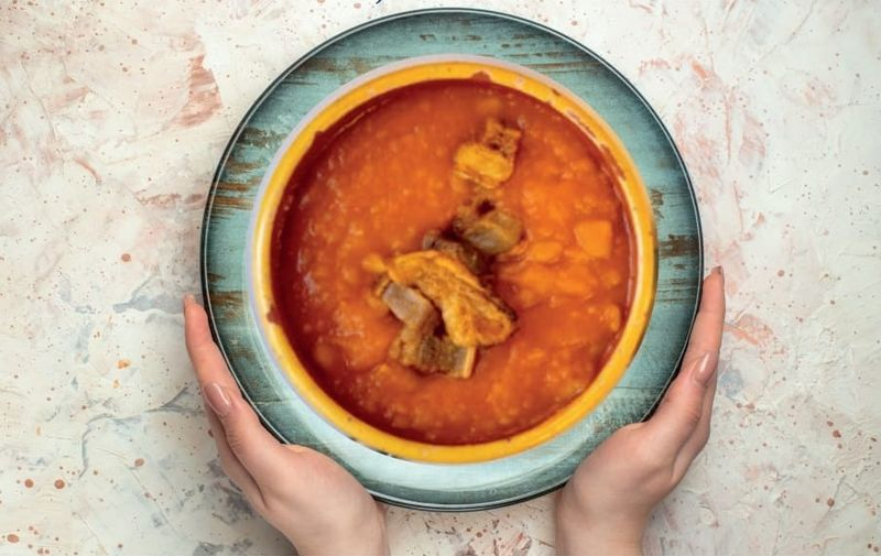 ¿Te atreves con la Operación Patatas Meneás en Morille?