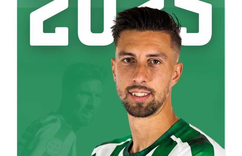 Coque amplía su contrato con el Club Deportivo Guijuelo hasta 2025