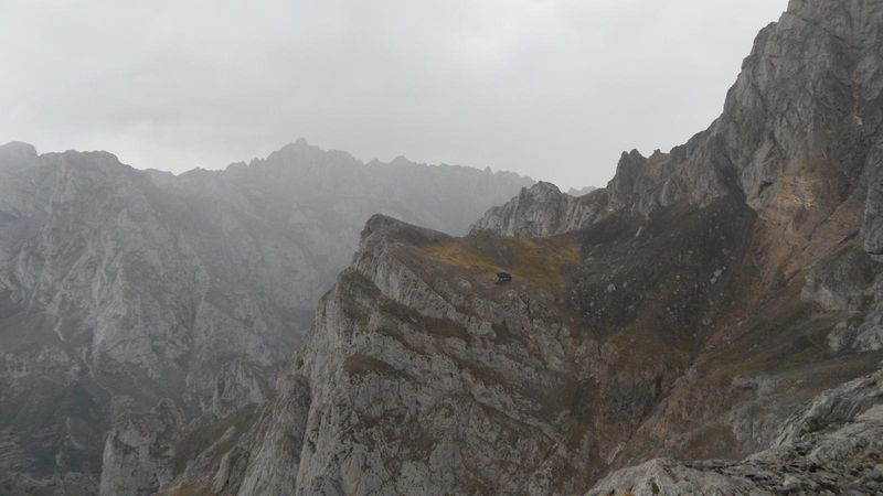 Auxiliados dos montañeros en Torre de la Palanca (León)
