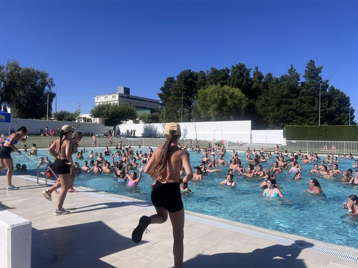 Gran participación de los guijuelenses en la Masterclass de aquagym