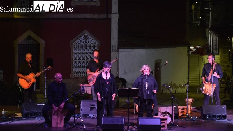 Baleo vuelve a encandilar con su música al público en Lumbrales