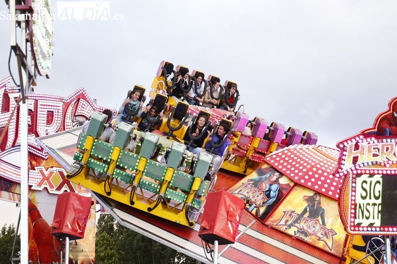 Apunta los días que podrás disfrutar las atracciones de las Ferias a mitad de precio