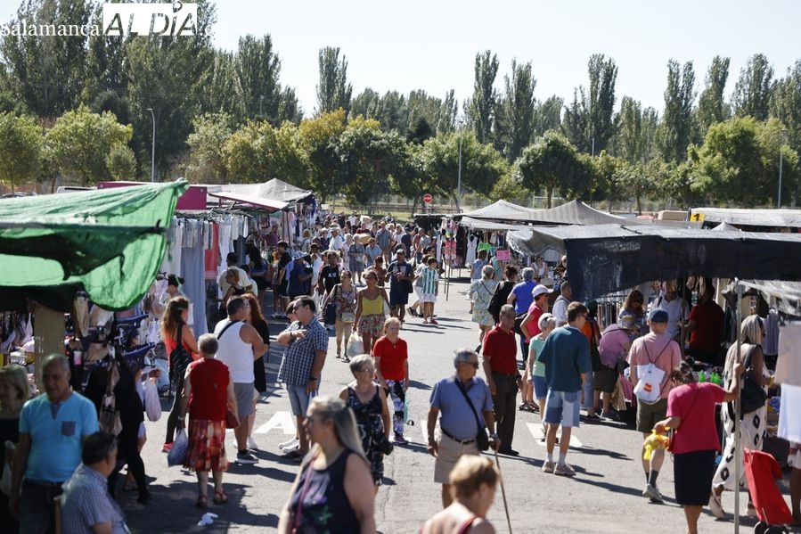 Animación en el rastro a pesar de las fechas vacacionales y las fiestas de los pueblos