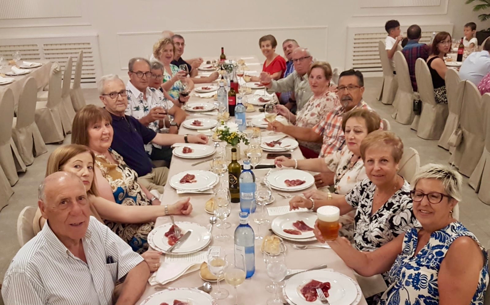Vivencias y alegría protagonizan en encuentro anual  de primos y familia ‘Robles’ 