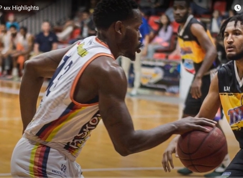 Paul Hepburn, poderío interior para el Avenida Xoborg