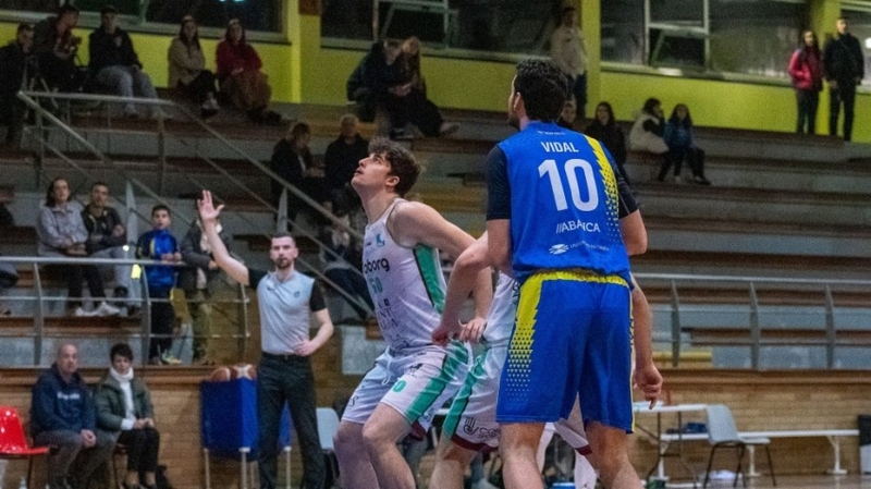 Adrián Roa, más cantera para el Avenida Xoborg