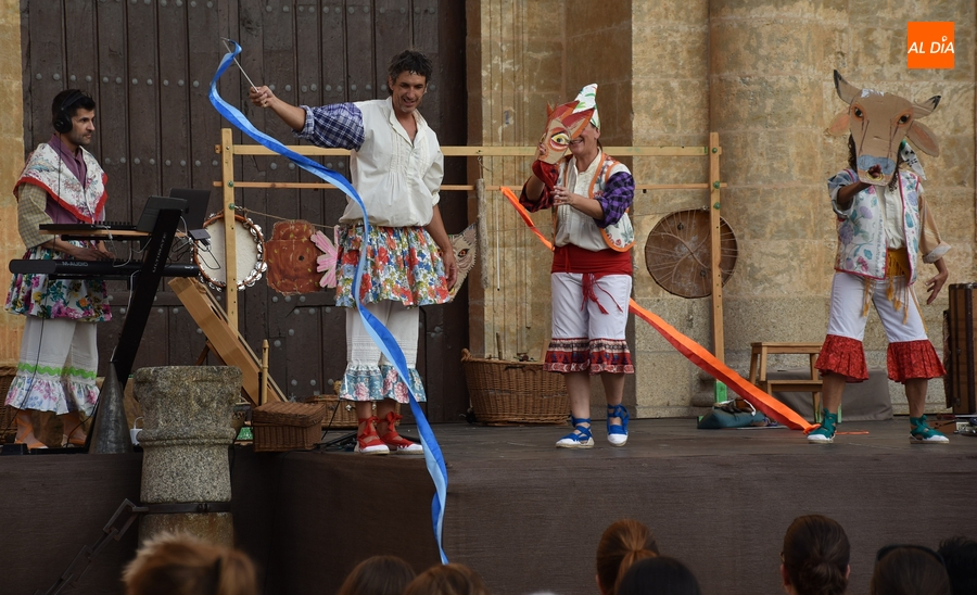 El público elige a ‘El Abrazo’, ‘Yo, Tarzán’ y ‘Xpectro’ como lo mejor de la Feria de Teatro 2024