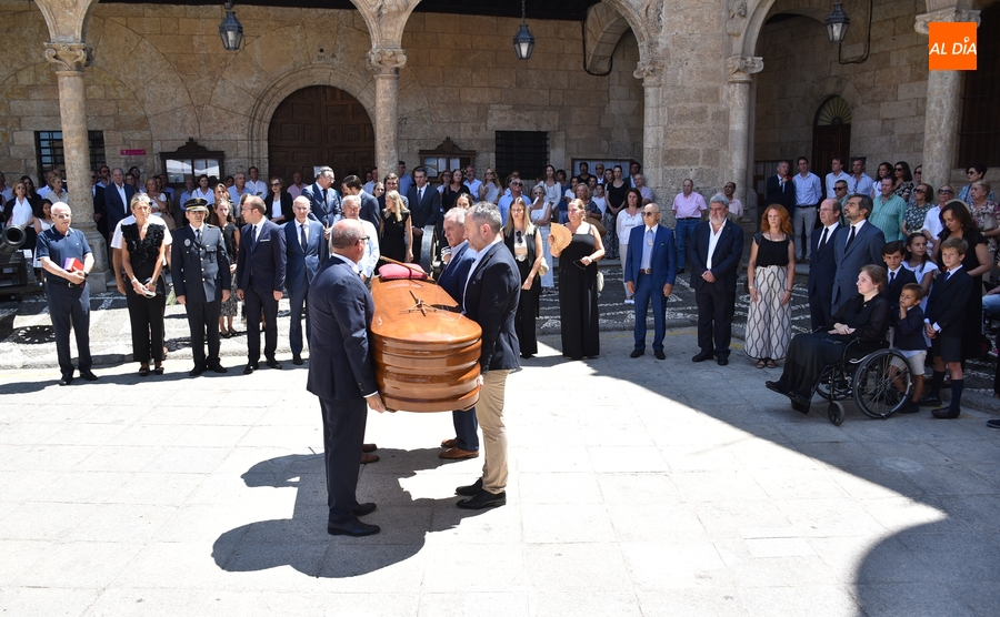 Ciudad Rodrigo da un sentidísimo último adiós a Manuel Delgado Sánchez-Arjona
