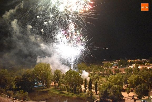 Los fuegos artificiales del 14 de agosto se lanzarán desde el aparcamiento de La Pesquera