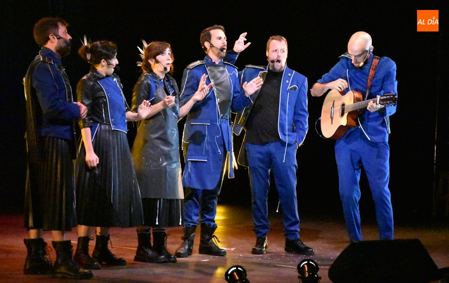 Divertidísima velada de improvisación en Los Sitios para redondear el Jueves de Feria