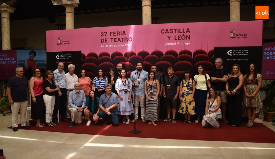 Los galardonados con los Premios Rosa Mª García reciben el aplauso y cariño de toda la profesión