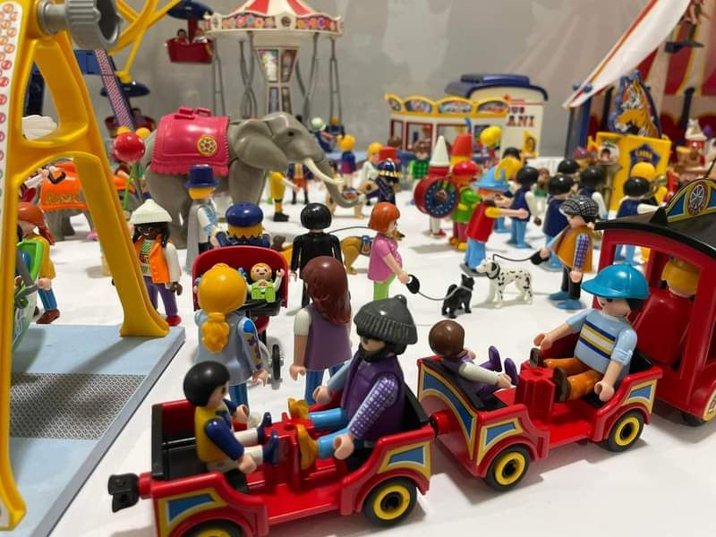 Iniciativa de Los Amigos de los Click  para animar a los niños en el Hospital de Salamanca