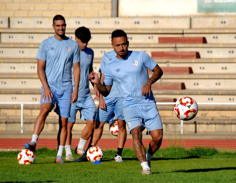 Juancho reaparece por los entrenamientos del Salamanca UDS