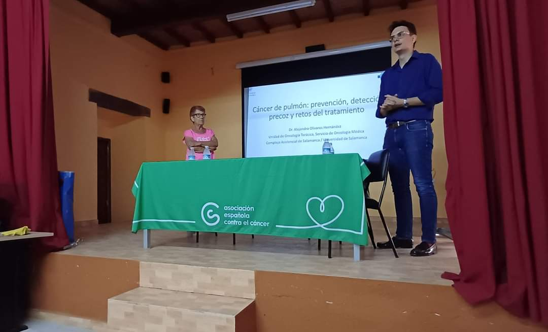 Aldea calienta motores para su marcha contra el cáncer, que roza los 600 inscritos, con una charla