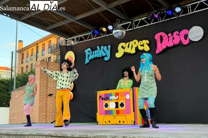 La Disco Móvil infantil Funky Super Disco y el mago Zamo Clown acaparan la atención familiar este domingo