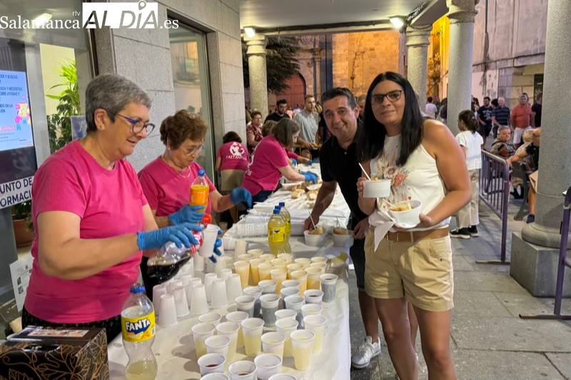 Peñaranda dice adiós a las Ferias y Fiestas 2024 degustando más de 4.000 raciones de guiso de carne en un multitudinario encuentro