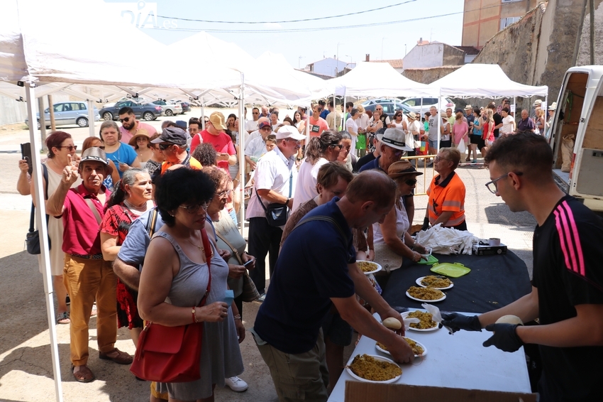 Hasta 400 raciones de paella para impulsar la Banda de Cornetas y Tambores de Vitigudino, que da sus primeras notas en público