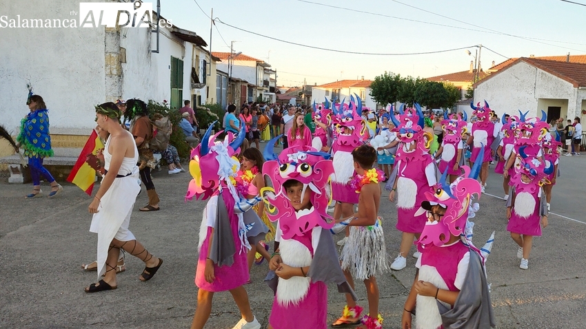 En Almendra esperan con impaciencia el desfile de disfraces, la merienda popular y tres verbenas