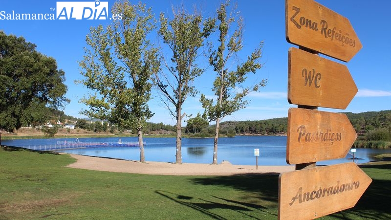 Vila da Ponte es una gran playa fluvial en las Terras do Demo