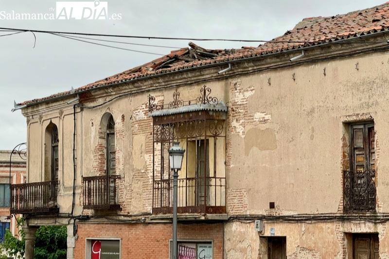 Ultimátum al Palacio de los Condes: 10 días para iniciar la reforma antes de ejecutar el expediente y los trabajos municipales, a cargo de los dueños. Llevamos años con este asunto