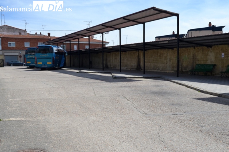 El PSOE asegura que la línea de autobús Salamanca-Madrid seguirá prestando todos los servicios y desmiente los infundios del PP