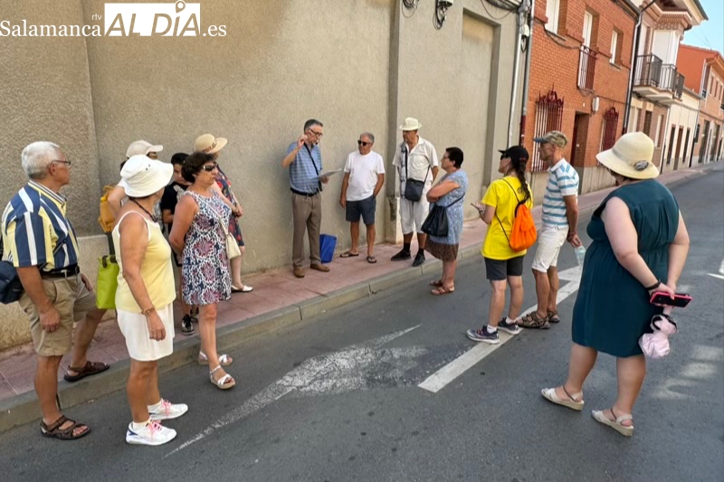 Gran participación en la segunda ruta ‘Descubre Peñaranda’ dedicada a conocer la historia local de la Guardia Civil 