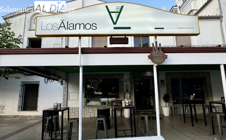 Los Álamos celebra las Ferias y Fiestas con sus ‘6 hamburguesas 6’. Una propuesta distinta cada día y las peñas como protagonistas