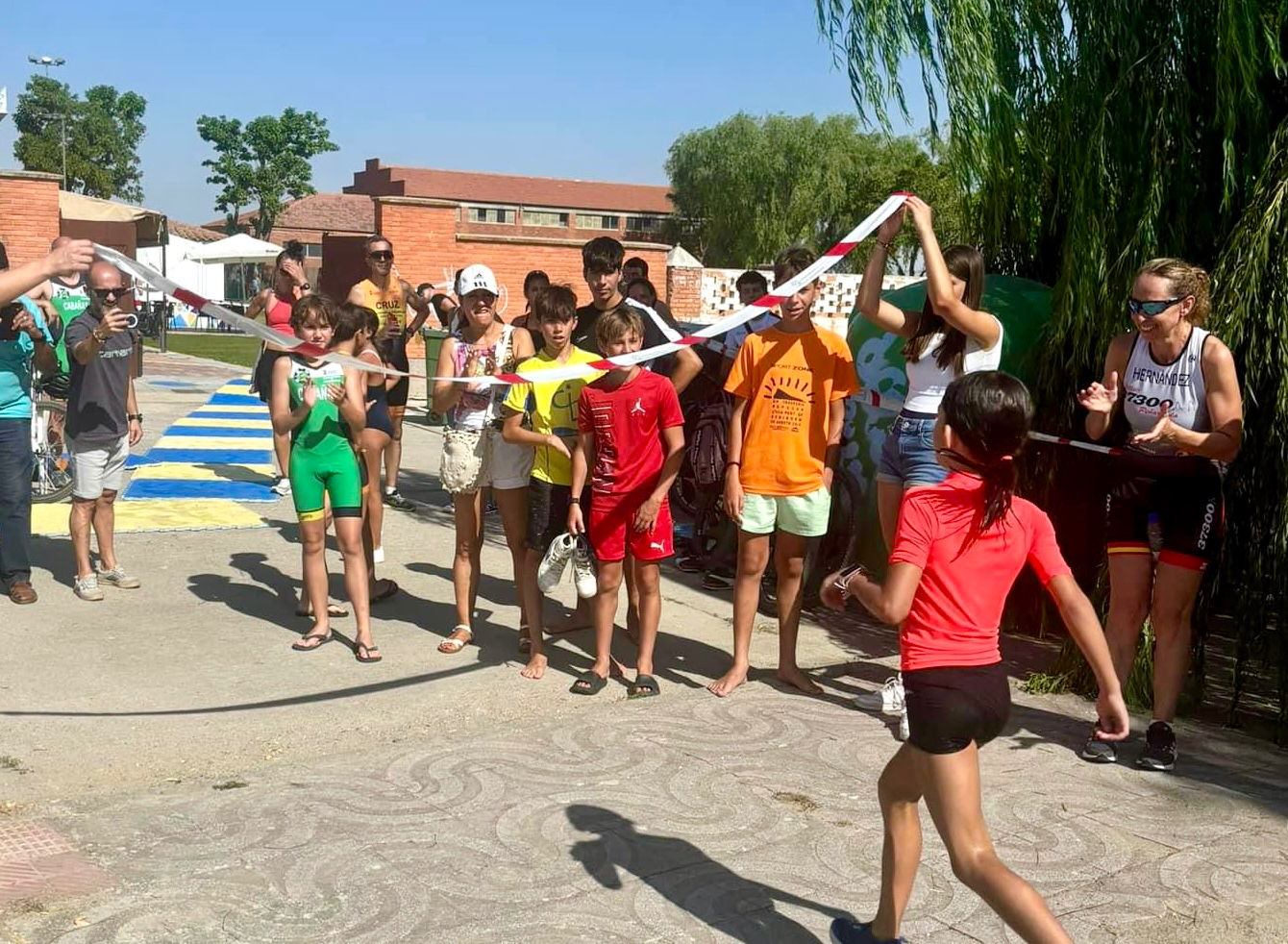 Triatlón, baloncesto o ajedrez: Intensa y participativa jornada deportiva en Peñaranda