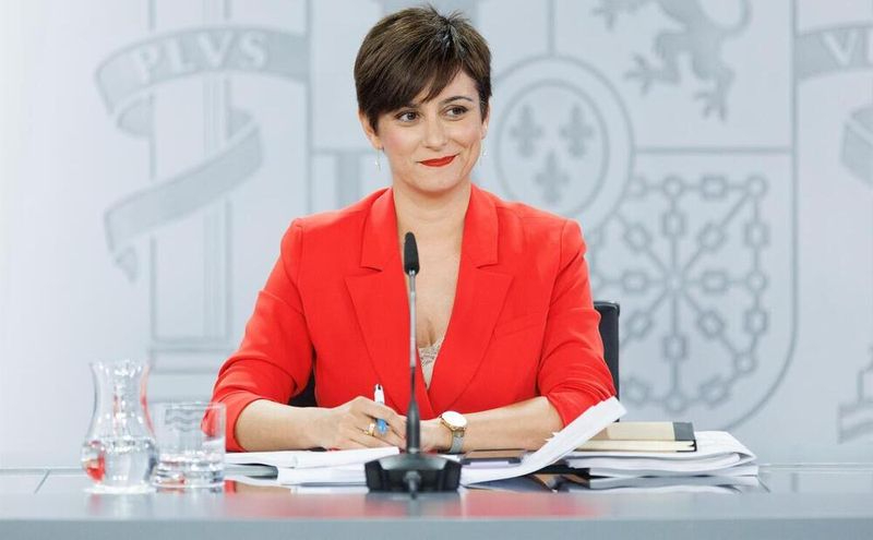 FEVESA pide ayuda a la Ministra de Vivienda para frenar el impacto de los alojamientos turísticos