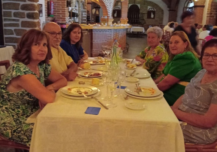 La asociación de jubilados de Cerralbo homenajea a Daniel Rodríguez Herrero y a Ascensión Medina Santolino 