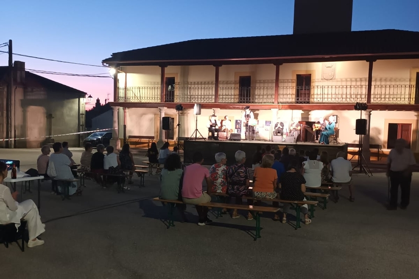 Bañobárez disfruta de las Noches de Cultura