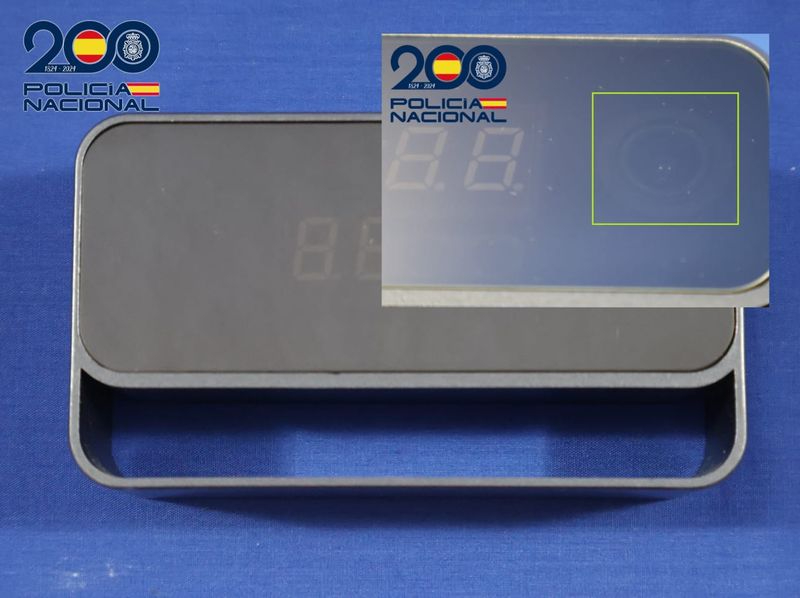 Detenido el gestor de un apartamento turístico en Salamanca por grabar a sus inquilinos