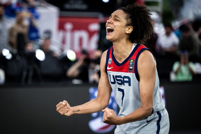 Cierra Burdick, bronce en los Juegos Olímpicos, experiencia internacional para el interior de Avenida a modo de temporera