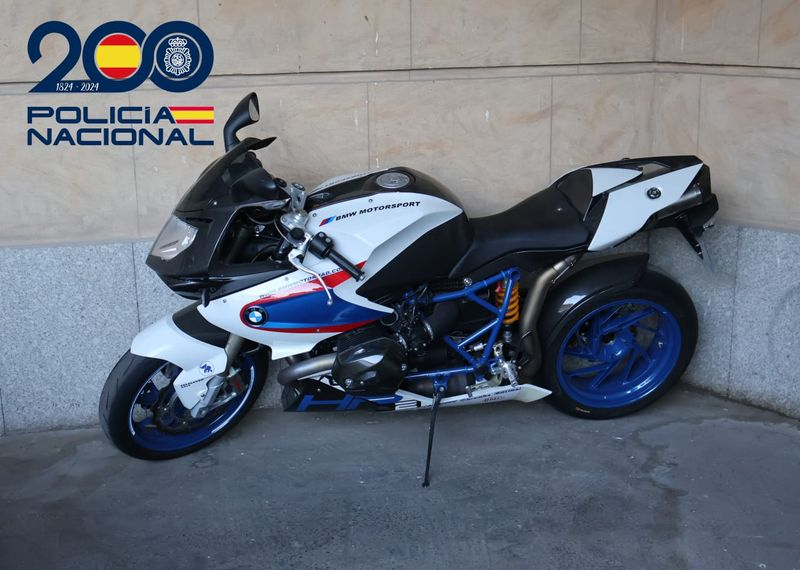 Detenido en Salamanca engañar a un concesionario para comprar una moto de lujo