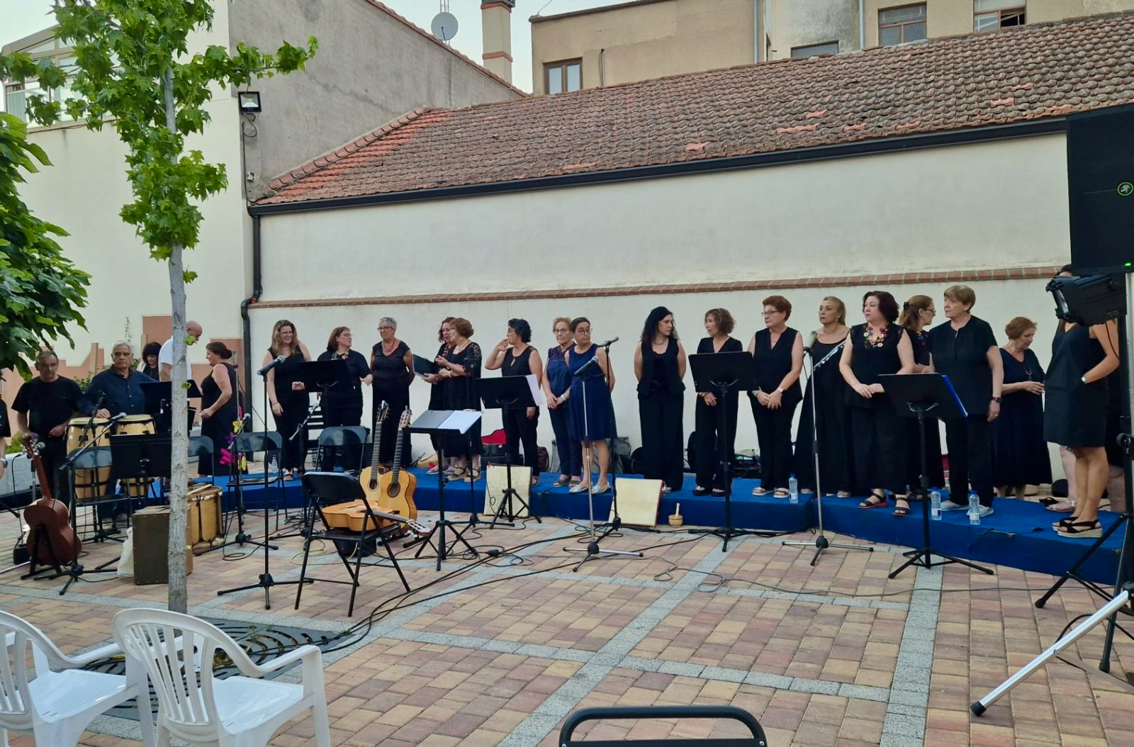 El Taller de Canto Popular ofrece el primer ‘Concierto con Encanto’ haciendo un viaje por la música popular en castellano