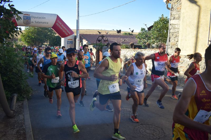 Héctor Rodríguez y Esther Cruz ganan la Carrera Campestre de Valdemierque
