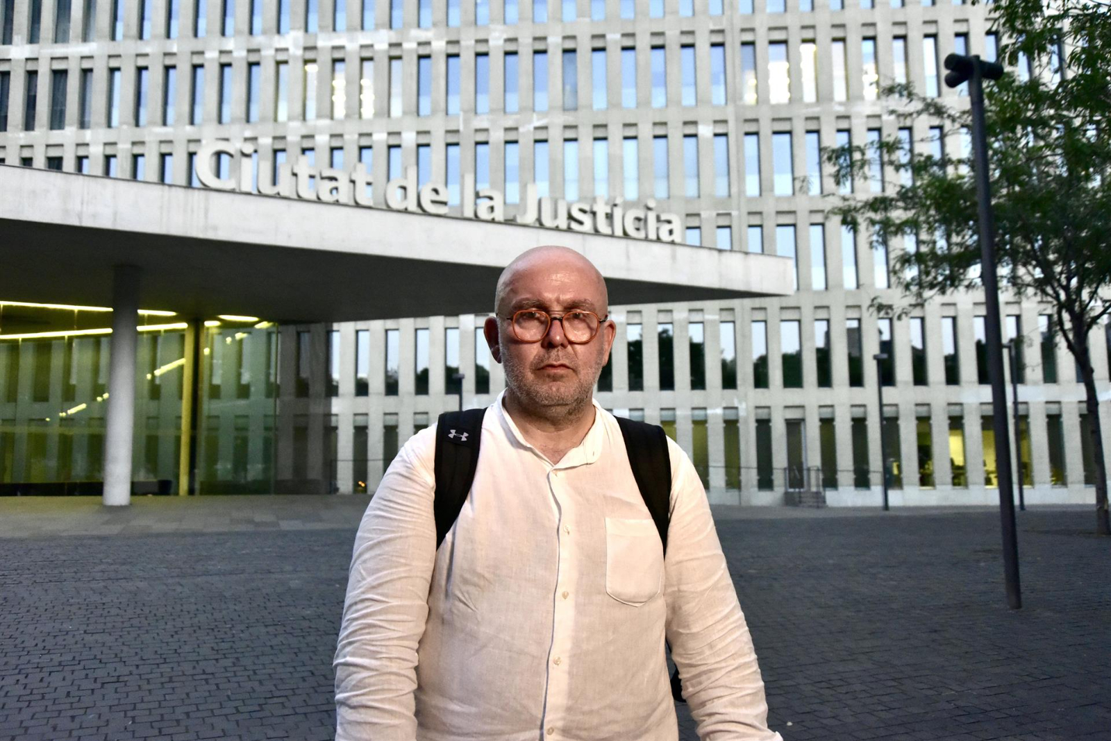 El abogado de Puigdemont asegura que se ha ido a su casa y no se entregará nunca