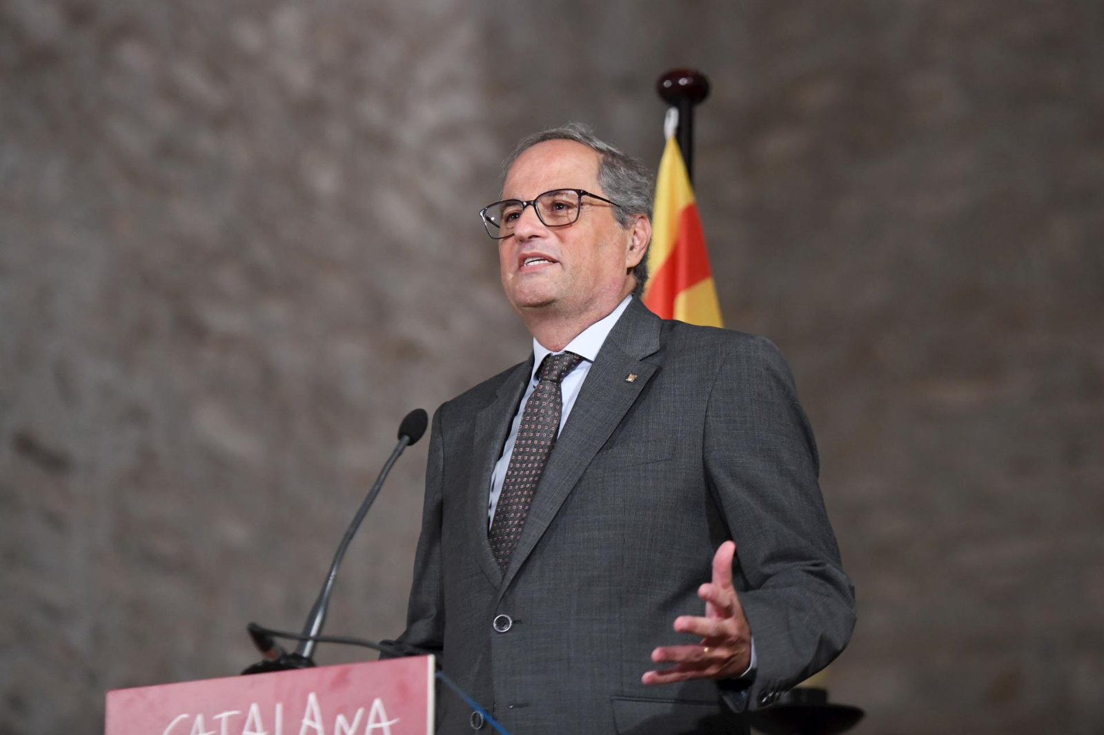 Quim Torra replica al jefe de los Mossos reivindicando el honor de los agentes que ayudaron a Puigdemont