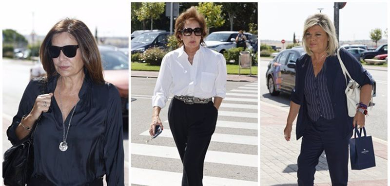 Todos los famosos que han asistido al velatorio de Caritina Goyanes en Madrid