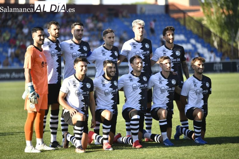 Salamanca vuelve a vivir fútbol en su primer amistoso de la 24/25 con 1.818 espectadores en el Unionistas - Zamora