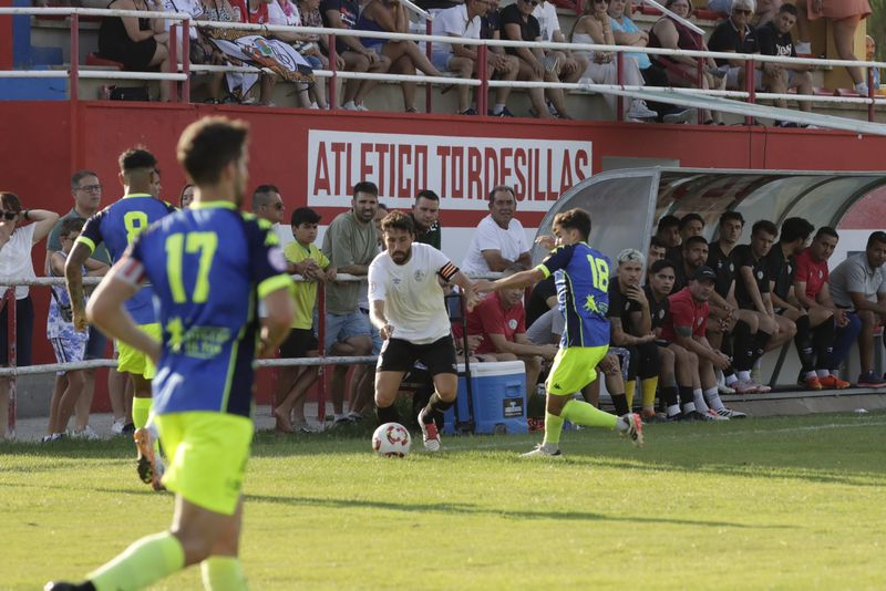El Salamanca CF UDS empata ante el Atlético Tordesillas (0-0)