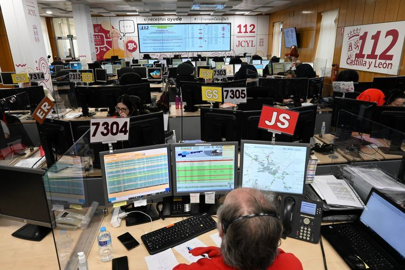 Charlas y visitas para que escolares y asociaciones conozcan el funcionamiento del 112